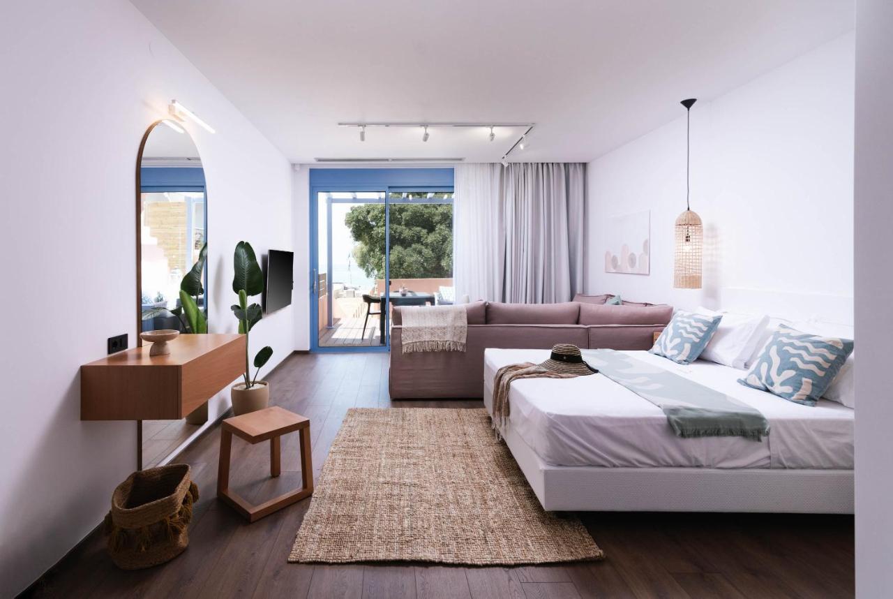 Suites De Luxe Katerina كوكينوس بيرغوس المظهر الخارجي الصورة