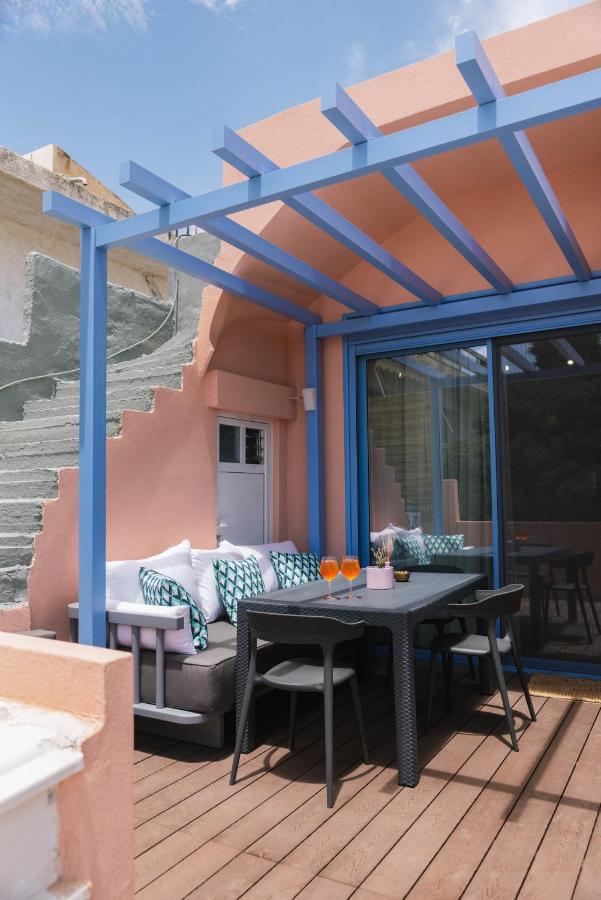 Suites De Luxe Katerina كوكينوس بيرغوس المظهر الخارجي الصورة